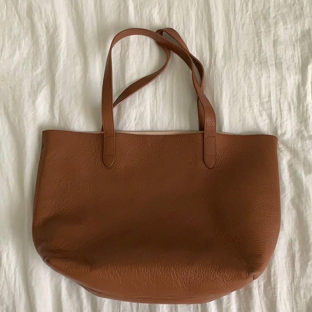 CUYANA Small Structured Leather Tote